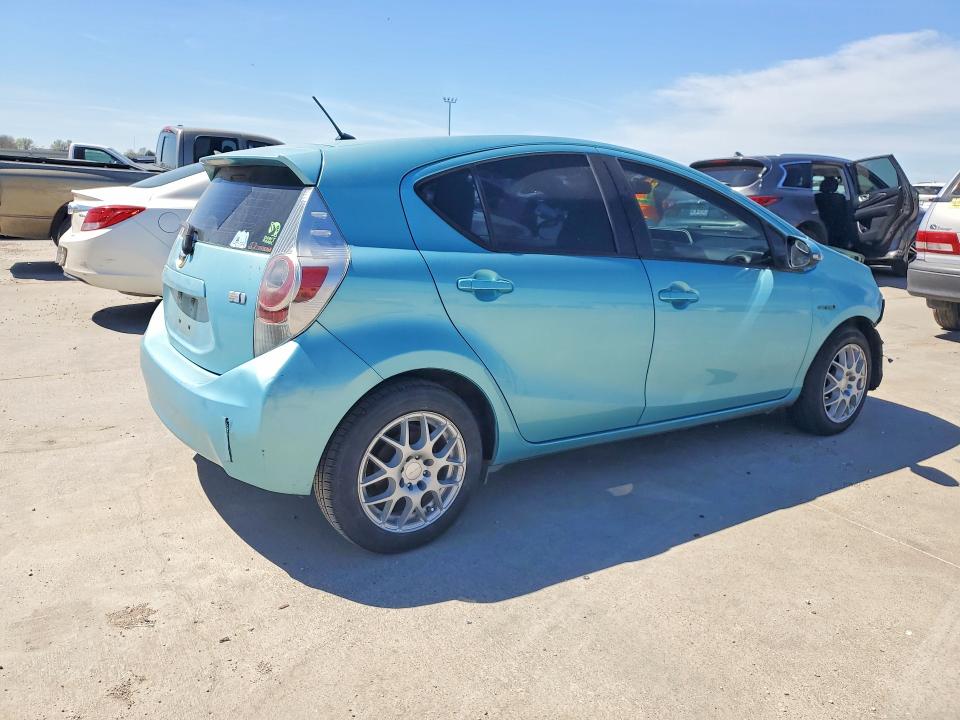 2013 Toyota Prius VIN JTDKDTB33D1054981 COPART salvage auction — FRONT END, ID - SALVAGE CERTIFICATE OF TITLE, sold $1,550 on 2026-07-02 (photo 3)