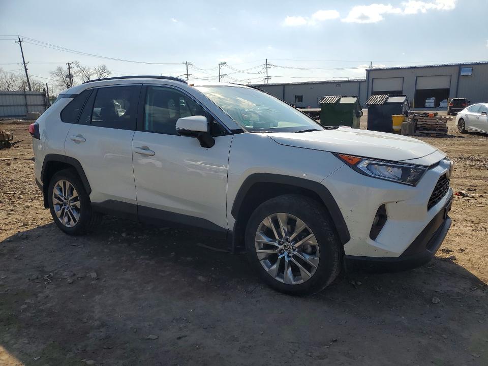 2021 Toyota Rav4 VIN 2T3A1RFV3MW209128 COPART salvage auction — HAIL, Il - Certificate Of Title, sold $17,200 on 2026-07-10 (photo 4)