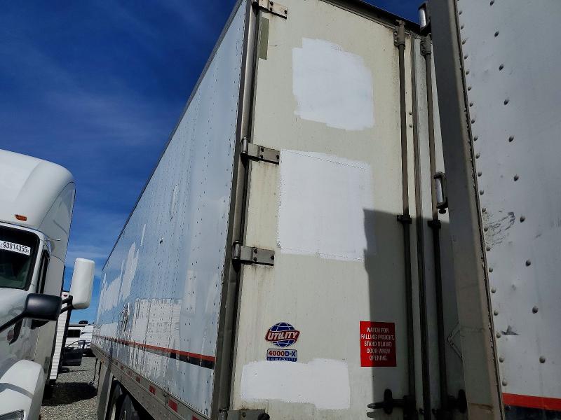 2015 Utility All models VIN 1UYVS253XFP089348 COPART salvage auction — MINOR DENT/SCRATCHES, TN - DIS/DLR/EXP ONLY CLEAN TITLE (P), sold $6,000 on 2026-07-09 (photo 3)