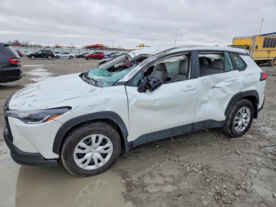2025 Toyota All other VIN 7MUAAABG5SV147258 COPART salvage auction — ROLLOVER, Il - Salvage Certificate, sold $3,250 on 2026-07-06 (photo 1)
