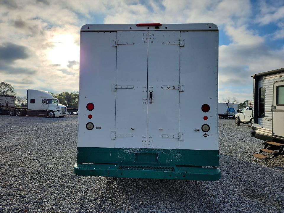 2015 Freightliner All other VIN 4UZAC2DV4FCGP3280 COPART salvage auction — NORMAL WEAR, CT, sold $7,400 on 2026-07-28 (photo 6)