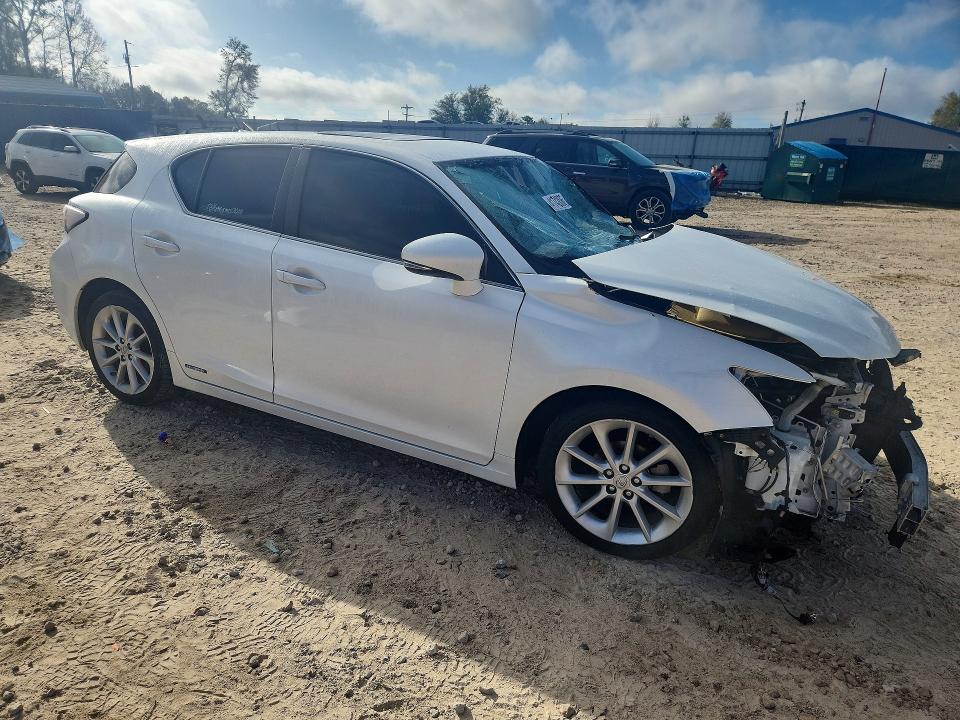 2013 Lexus Ct 200 VIN JTHKD5BH7D2155358 COPART salvage auction — FRONT END, In - Certificate Of Title, sold $1,250 on 2026-07-06 (photo 4)