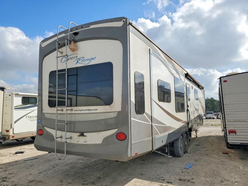 2018 Highland ridge Highland ridge VIN 58TCH0BV3J3XH3082 COPART salvage auction — WATER/FLOOD, TX - SALVAGE TITLE-FLOOD DAMAGE, sold $1,500 on 2026-07-28 (photo 4)