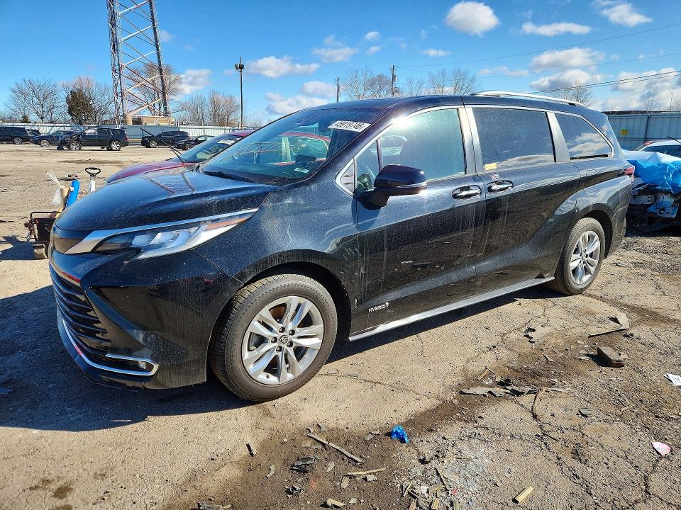 2021 Toyota Sienna VIN 5TDZRKEC2MS018613 COPART salvage auction — WATER/FLOOD, In - Cert Of Title-Salvage Flood, sold $3,300 on 2026-07-27 (photo 1)