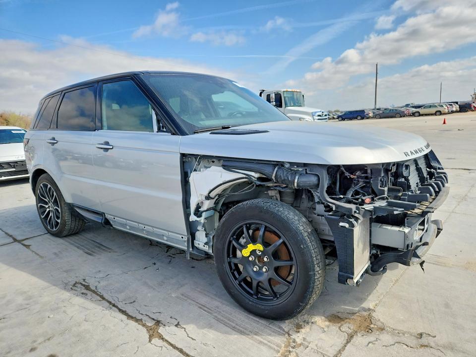 2022 Land Rover Range Rover Sport VIN SALWR2SUXNA218761 COPART salvage auction — Front End, TX - SALVAGE VEHICLE TITLE, sold $17,800 on 2026-04-09 (photo 4)
