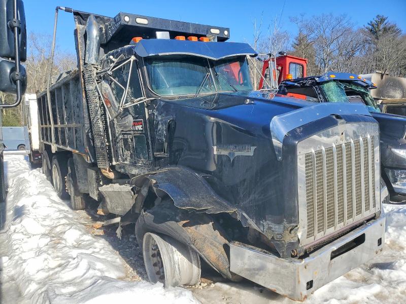 2008 Kenworth All other VIN 1NKDXUEX88J226253 COPART salvage auction — ROLLOVER, CB, sold $9,400 on 2026-07-15 (photo 9)