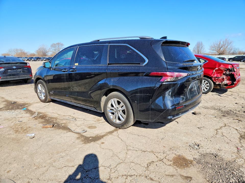 2021 Toyota Sienna VIN 5TDZRKEC2MS018613 COPART salvage auction — WATER/FLOOD, In - Cert Of Title-Salvage Flood, sold $3,300 on 2026-07-27 (photo 2)