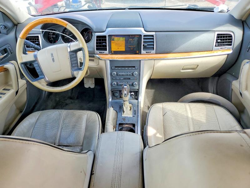 2010 Lincoln townhouse Mkz VIN 3LNHL2GC6AR634965 COPART salvage auction — FRONT END, AZ - CERTIFICATE OF TITLE, sold $975 on 2026-07-31 (photo 8)