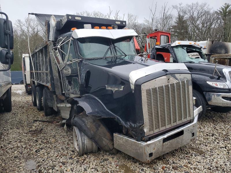 2008 Kenworth All other VIN 1NKDXUEX88J226253 COPART salvage auction — ROLLOVER, CB, sold $9,400 on 2026-07-15 (photo 1)