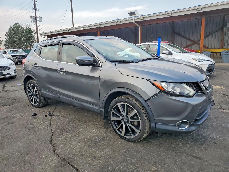 2018 Nissan Rogue VIN JN1BJ1CR9JW261537 COPART salvage auction — REAR END, CO - PUBLIC - SALVAGE TITLE, sold $2,100 on 2026-07-02 (photo 4)