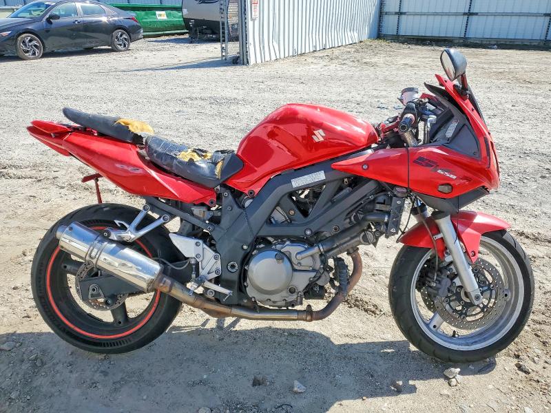 2006 Suzuki Sv650 VIN JS1VP53A962101810 COPART salvage auction — FRONT END, Id - Salvage Certificate Of Title, sold $300 on 2026-07-16 (photo 1)