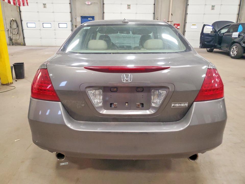 2006 Hond Accord VIN 1HGCM66536A000764 COPART salvage auction — MINOR DENT/SCRATCHES, MN - CERTIFICATE OF TITLE, sold $575 on 2026-07-28 (photo 6)