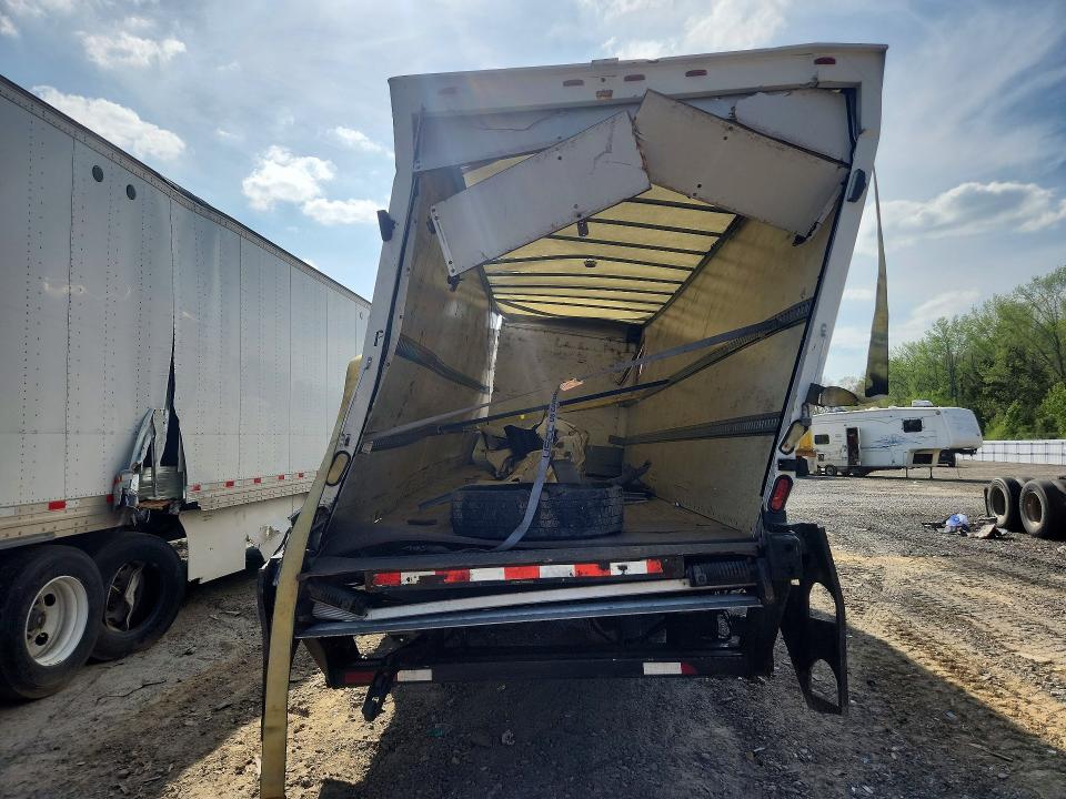 2013 Freightliner All other VIN 3ALACWDT9DDFE4600 COPART salvage auction — ALL OVER, NE - CERT OF TITLE-SALVAGE, sold $1,875 on 2026-07-08 (photo 6)