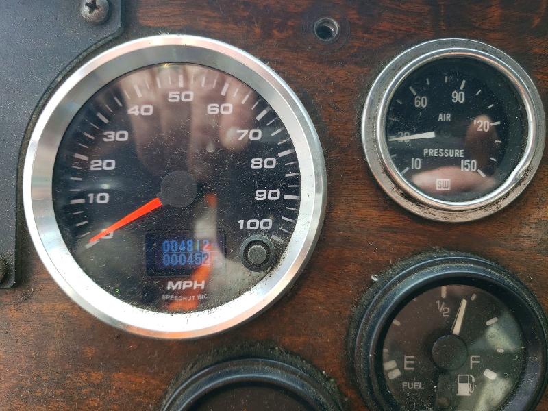 1998 Peterbilt All other VIN 1NPZH58X7WD710800 COPART salvage auction — MINOR DENT/SCRATCHES, FL - CERTIFICATE OF DESTRUCTION, sold $1,500 on 2026-07-31 (photo 8)