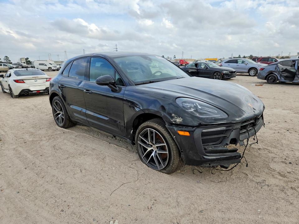2025 Porsche Macan VIN WP1AA2A59SLB06681 COPART salvage auction — Front End, FL - CERT OF TITLE SLVG REBUILDABLE, sold $20,000 on 2026-07-02 (photo 4)