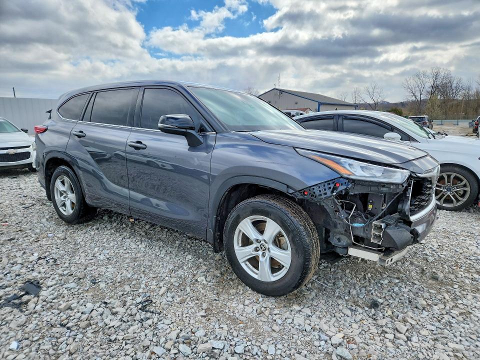 2020 Toyota Highlander VIN 5TDCZRBH4LS013233 COPART salvage auction — FRONT END, In - Certificate Of Title, sold $9,500 on 2026-07-09 (photo 4)