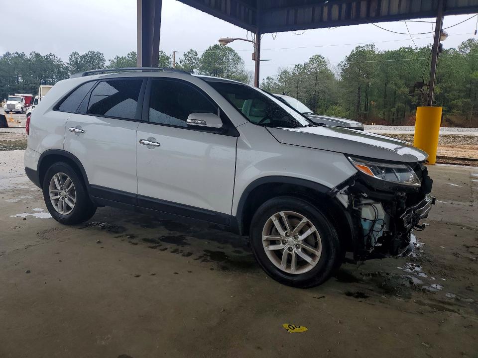 2015 Kia Sorento VIN 5XYKT3A63FG615407 COPART salvage auction — FRONT END, Sc - Cert Of Title-Salvage, sold $1,000 on 2026-07-10 (photo 4)