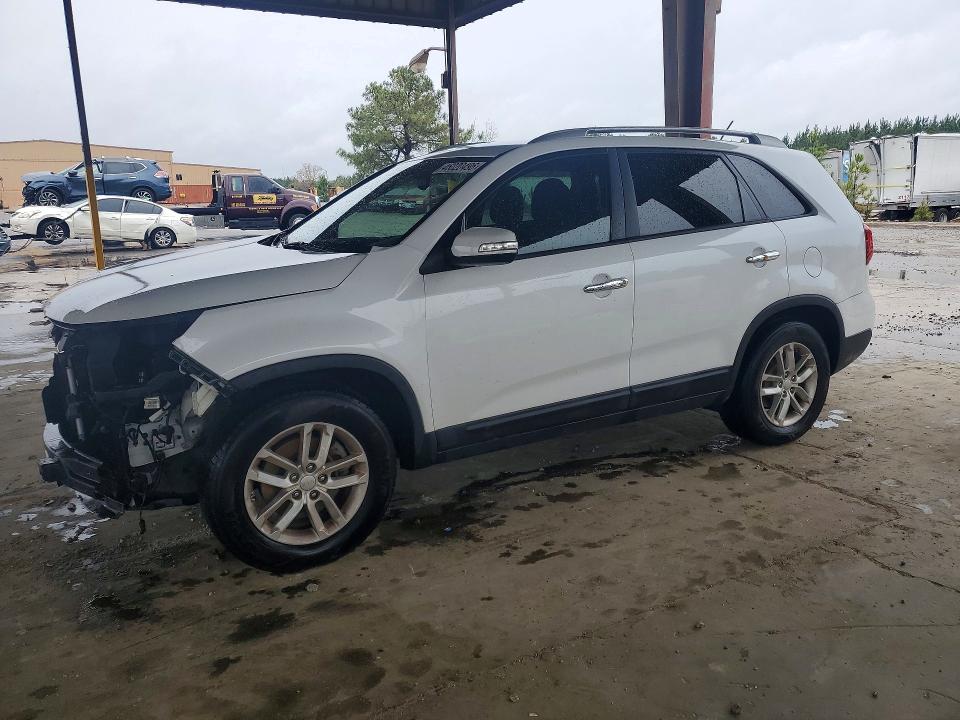 2015 Kia Sorento VIN 5XYKT3A63FG615407 COPART salvage auction — FRONT END, Sc - Cert Of Title-Salvage, sold $1,000 on 2026-07-10 (photo 1)
