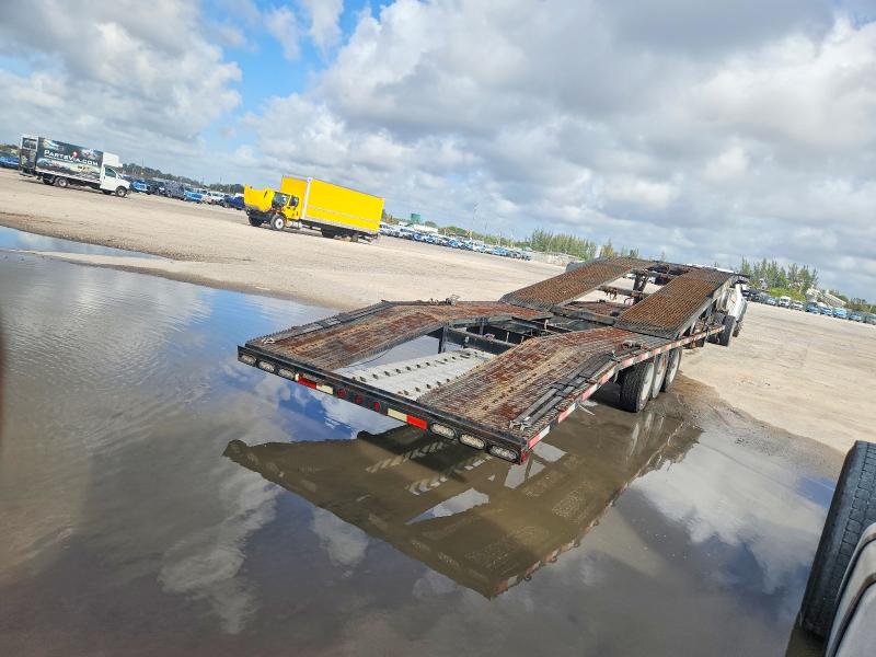 2014 Kaufman Cartrailer VIN 5VGFE4734EL005518 COPART salvage auction — MINOR DENT/SCRATCHES, FL - CERTIFICATE OF TITLE, sold $4,350 on 2026-07-14 (photo 3)