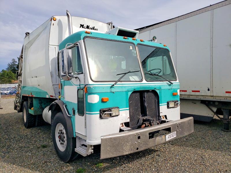 1998 Peterbilt All other VIN 1NPZH58X7WD710800 COPART salvage auction — MINOR DENT/SCRATCHES, FL - CERTIFICATE OF DESTRUCTION, sold $1,500 on 2026-07-31 (photo 1)