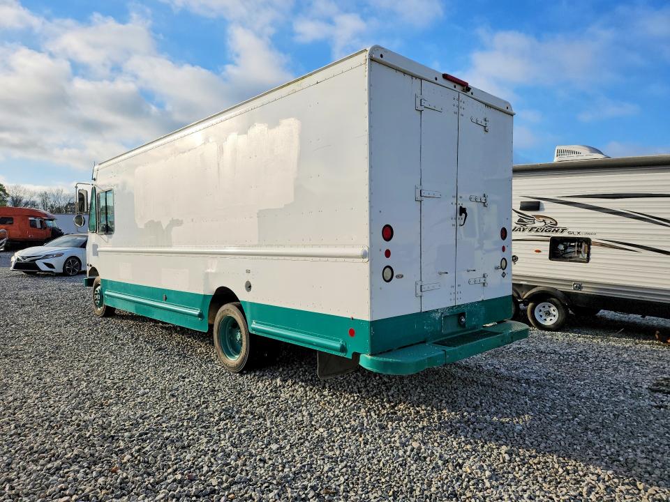 2015 Freightliner All other VIN 4UZAC2DV4FCGP3280 COPART salvage auction — NORMAL WEAR, CT, sold $7,400 on 2026-07-28 (photo 2)