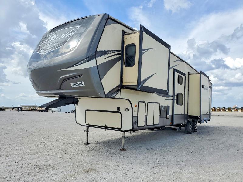 2018 Keystone Trailer VIN 4YDF37525J9361447 COPART salvage auction — WATER/FLOOD, FL - CERT OF TITLE SLVG REBUILDABLE, sold $11,300 on 2026-07-27 (photo 2)