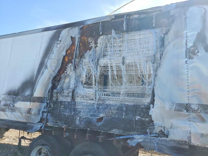 2019 Utility trailer Vsra reefe VIN 1UYVS2400K2704018 COPART salvage auction — BURN, AZ - CERT OF TITLE - SALVAGE, sold $4,500 on 2026-08-11 (photo 9)