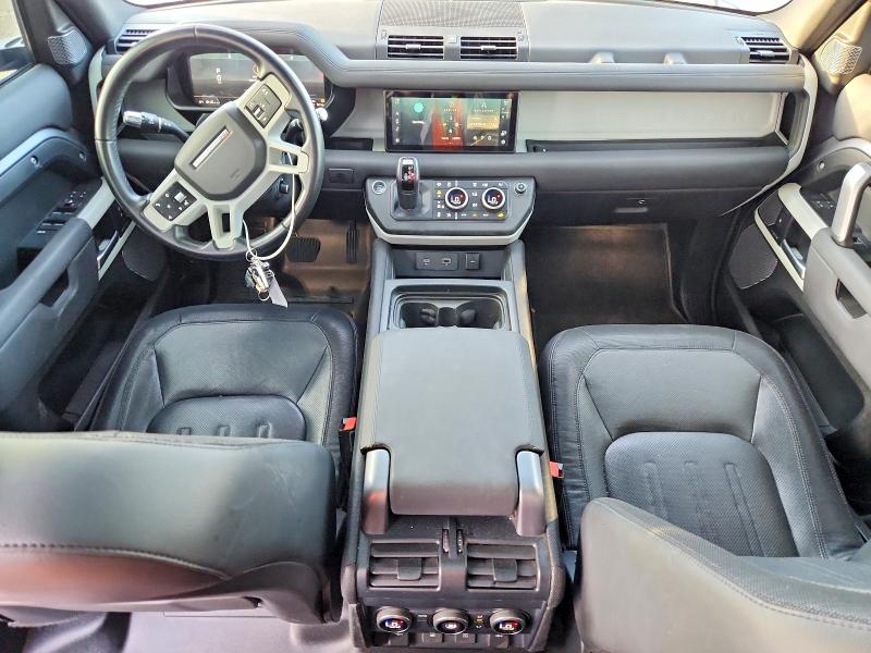 2021 Land rover Defender VIN SALE27RU2M2040338 COPART salvage auction — MINOR DENT/SCRATCHES, Ca - Dis/Dlr/Exp Only Clean Title (P), sold $28,000 on 2026-07-28 (photo 8)