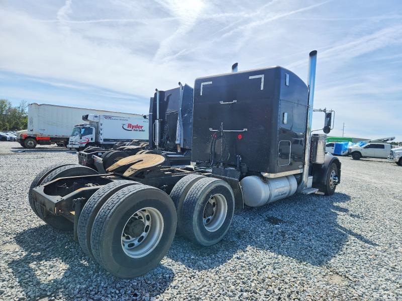 2007 Peterbilt All other VIN 1XP5DB9X87D674825 COPART salvage auction — NORMAL WEAR, GA - CERTIFICATE OF TITLE (P), sold $12,300 on 2026-07-28 (photo 4)