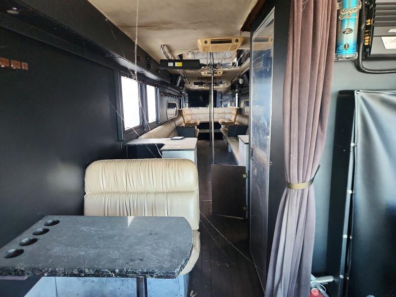 2006 Freightliner All other VIN 4UZFCHCY35CV92691 COPART salvage auction — ALL OVER, CT, sold $10 on 2026-08-25 (photo 6)