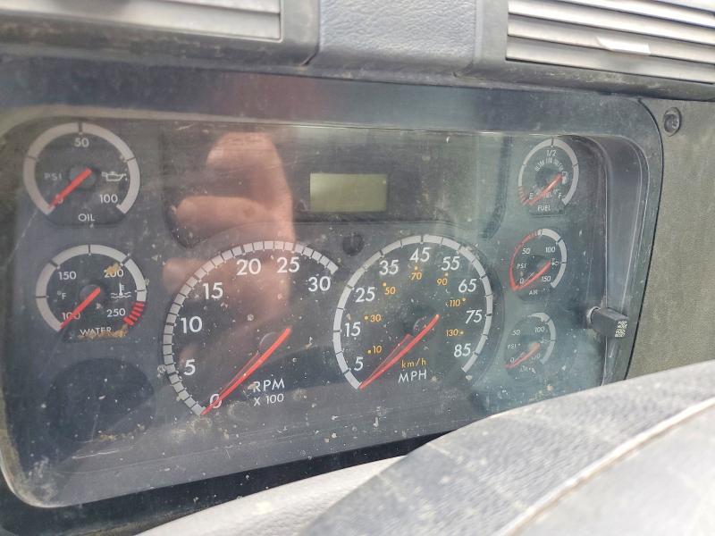 2010 Freightliner Cascadia VIN 1FUJGEBG1ASAT5199 COPART salvage auction — ROLLOVER, ST, sold $375 on 2026-07-30 (photo 8)