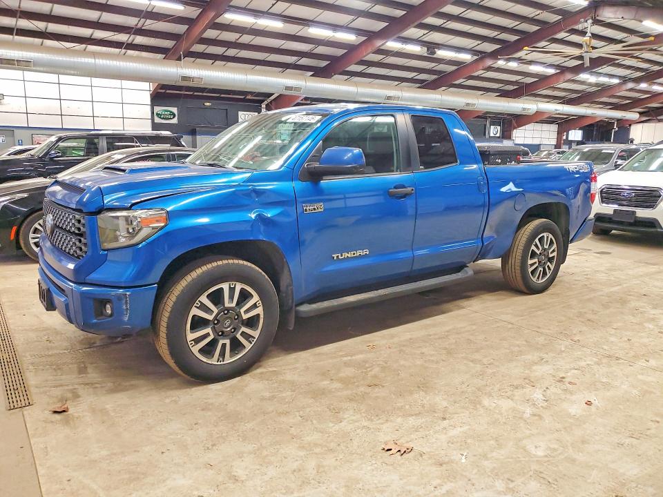 2018 Toyota Tundra VIN 5TFUY5F12JX760088 — COPART salvage auction photo