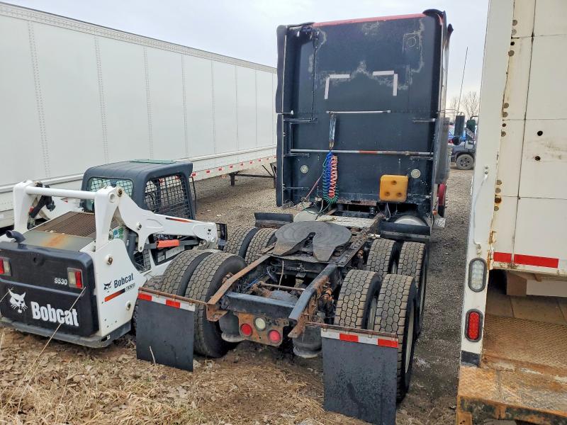 2004 Freigliner All other VIN 1FUJAPCK64DM03253 COPART salvage auction — SIDE, MI - DEALER ONLY CLEAN TITLE, sold $11,500 on 2026-07-07 (photo 4)