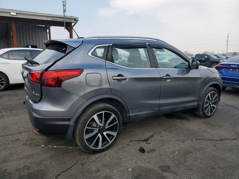 2018 Nissan Rogue VIN JN1BJ1CR9JW261537 COPART salvage auction — REAR END, CO - PUBLIC - SALVAGE TITLE, sold $2,100 on 2026-07-02 (photo 3)