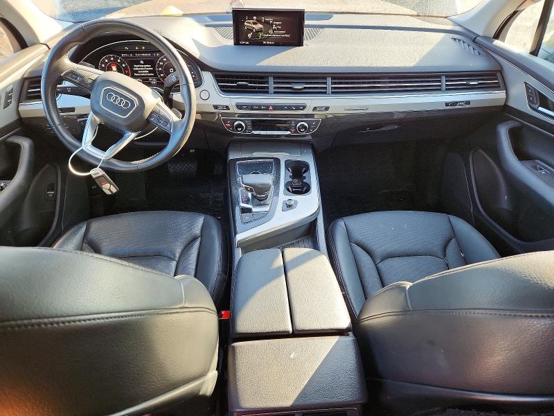 2019 Audi Q7 VIN WA1LAAF73KD035867 COPART salvage auction — SIDE, On - Permit No Brand - Unfit, sold $11,600 on 2026-08-11 (photo 8)