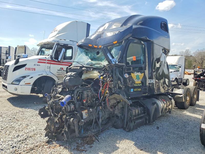 2022 Peterbilt All other VIN 1XPBDP9XXND752700 COPART salvage auction — ALL OVER, CT, sold $1,400 on 2026-07-08 (photo 2)