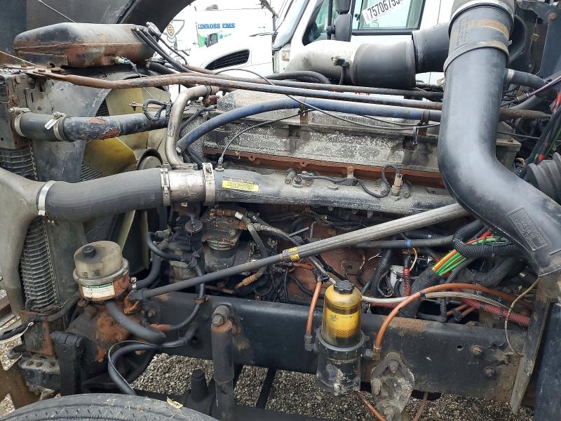 2004 Freigliner All other VIN 1FUJAPCK64DM03253 COPART salvage auction — SIDE, MI - DEALER ONLY CLEAN TITLE, sold $11,500 on 2026-07-07 (photo 7)