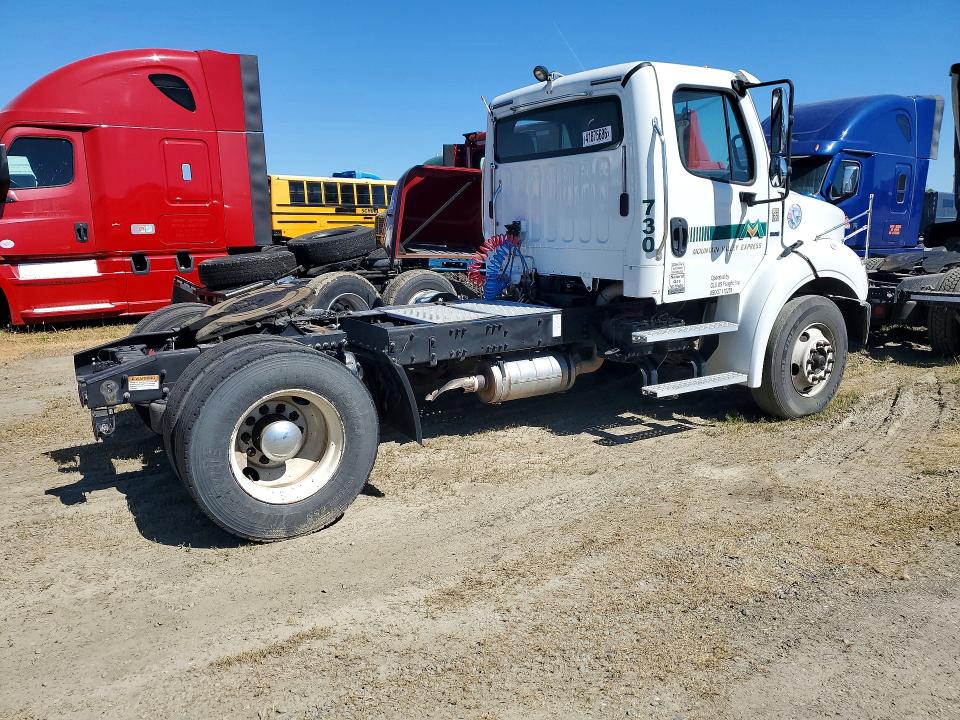 2019 Freightliner M2 unknow VIN 1FUBC4FT9KHLH9243 COPART salvage auction — NORMAL WEAR, CA - DIS/DLR/EXP ONLY CLEAN TITLE (P), sold $1,500 on 2026-07-21 (photo 3)