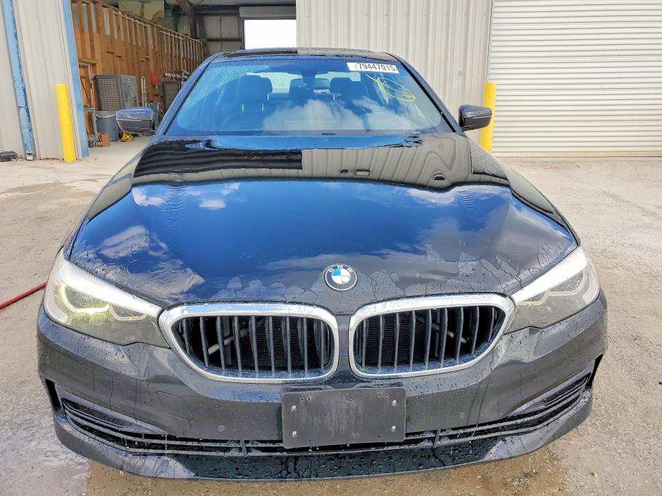 2017 BMW 5 series VIN WBAJA5C30HG894005 COPART salvage auction — NORMAL WEAR, Tx - Certificate Of Title, sold $6,500 on 2026-07-21 (photo 5)