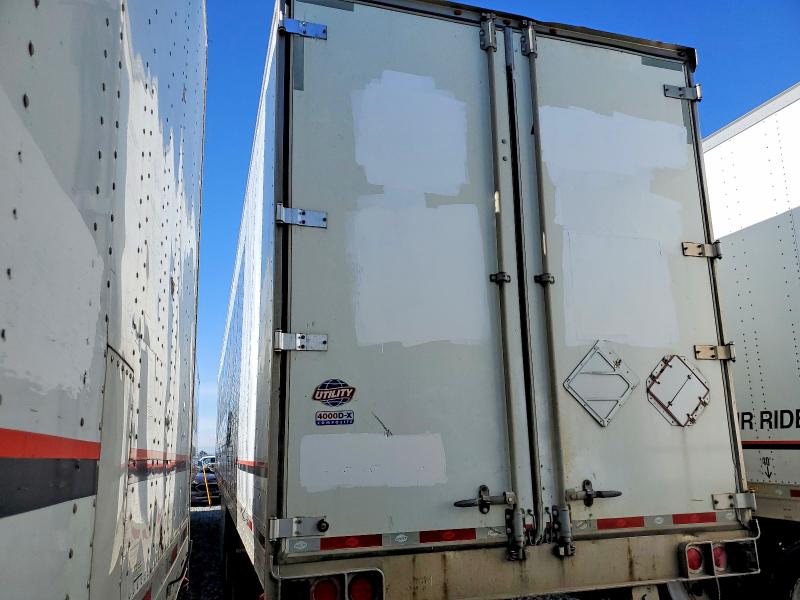 2015 Utility 53' trl VIN 1UYVS2535FG088091 COPART salvage auction — SIDE, TN - DIS/DLR/EXP ONLY CLEAN TITLE (P), sold $6,000 on 2026-07-07 (photo 3)