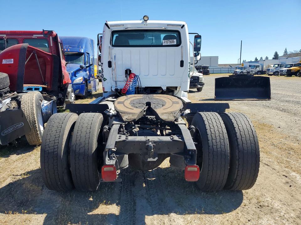 2019 Freightliner M2 unknow VIN 1FUBC4FT9KHLH9243 COPART salvage auction — NORMAL WEAR, CA - DIS/DLR/EXP ONLY CLEAN TITLE (P), sold $1,500 on 2026-07-21 (photo 6)