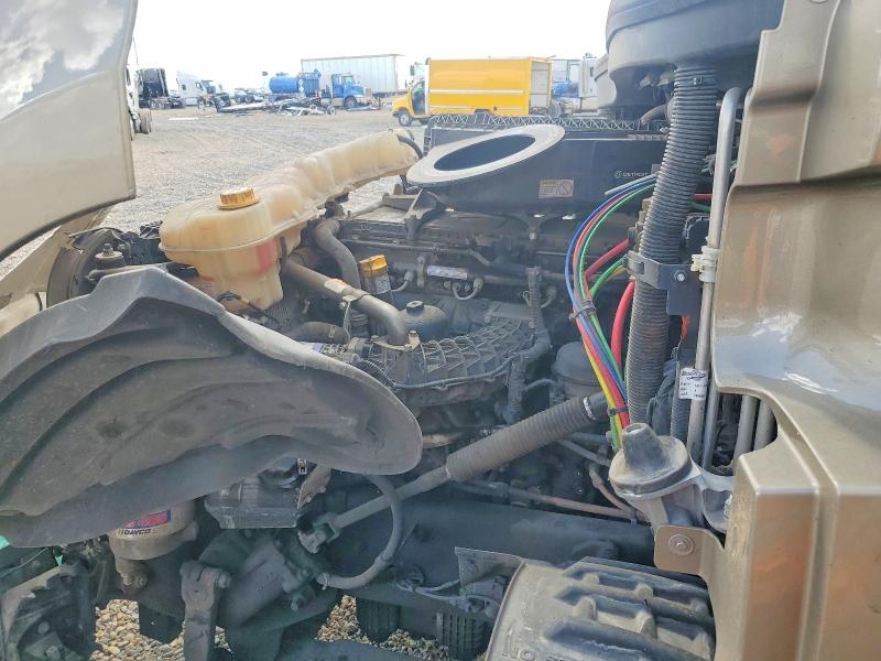 2024 Freightliner All other VIN 3AKJHHDR9RSUX2176 COPART salvage auction — FRONT END, TX - SALVAGE VEHICLE TITLE, sold $11,500 on 2026-07-30 (photo 7)