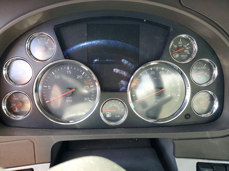 2014 Kenworth All other VIN 1XKYA48XXEJ403109 COPART salvage auction — SIDE, IN - CERTIFICATE OF TITLE, sold $5,000 on 2026-07-10 (photo 8)