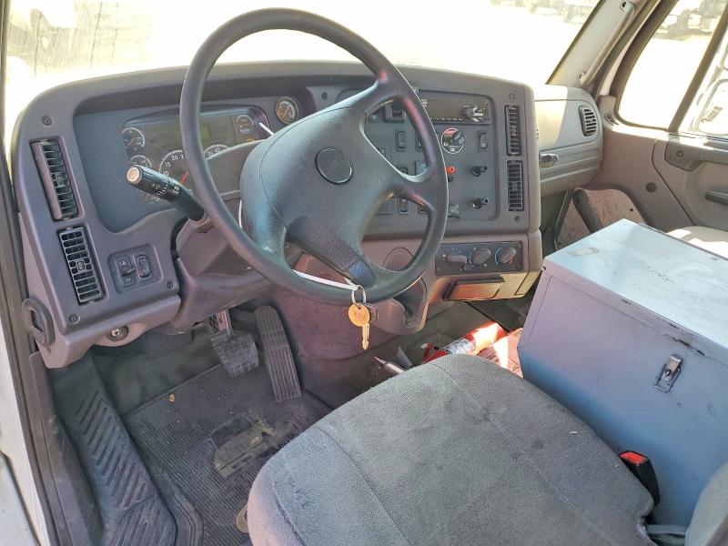 2019 Freightliner M2 unknow VIN 1FUBC4FT9KHLH9243 COPART salvage auction — NORMAL WEAR, CA - DIS/DLR/EXP ONLY CLEAN TITLE (P), sold $1,500 on 2026-07-21 (photo 8)