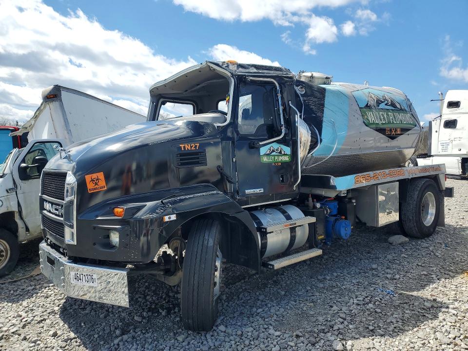 2025 Mack Md VIN 1M2MDBAA9SS015592 — COPART salvage auction photo