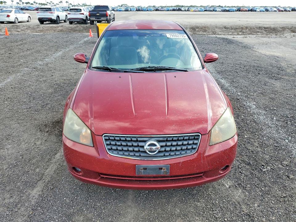 2005 Niss Altima VIN 1N4AL11D25C196800 COPART salvage auction — MINOR DENT/SCRATCHES, ON - PERMIT NO BRAND - FIT, sold $325 on 2026-07-28 (photo 5)