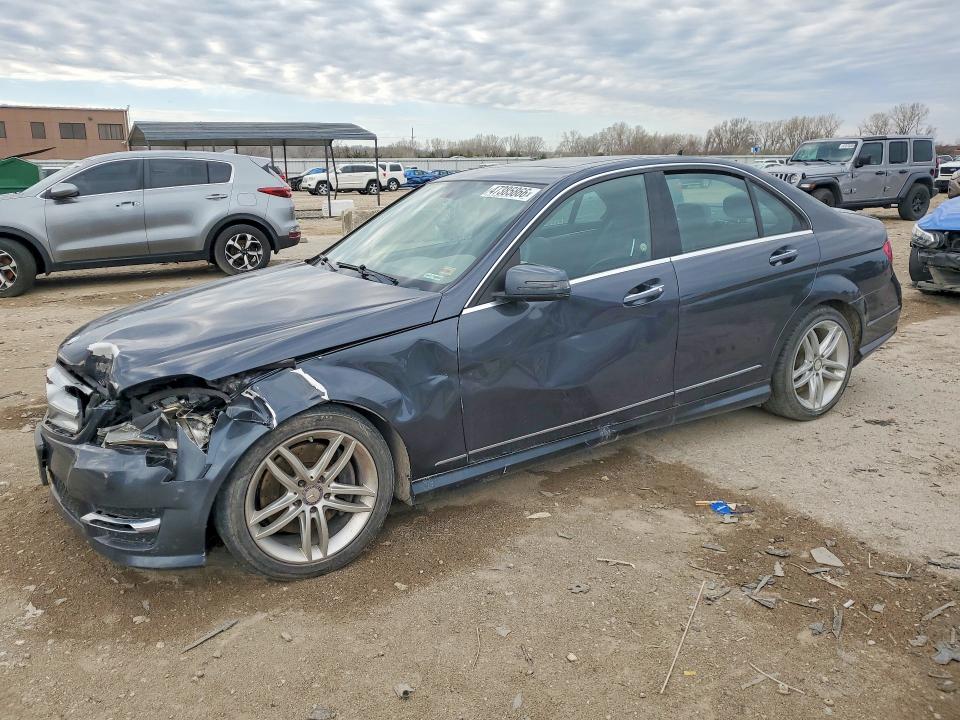 2013 Mercedes-benz C class VIN WDDGF8AB1DR268218 COPART salvage auction — FRONT END, Ia - Cert Of Title-Salvage Title, sold $100 on 2026-07-28 (photo 1)