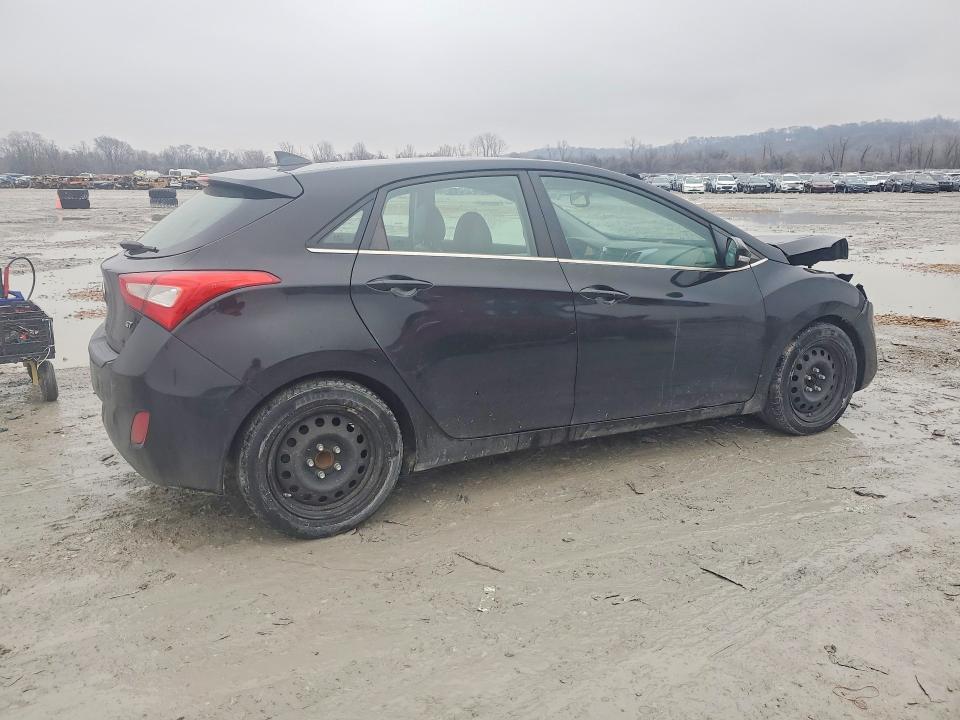 2014 Hyundai Elantra VIN KMHD35LH2EU177376 COPART salvage auction — FRONT END, IL - SALVAGE CERTIFICATE, sold $600 on 2026-07-08 (photo 3)