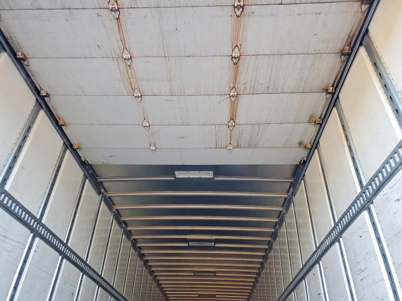 2018 Utility trailer manufacturer VIN 1UYVS2484J3449405 COPART salvage auction — UNDERCARRIAGE, IN - CERT OF TITLE-SALVAGE TITLE, sold $3,800 on 2026-09-01 (photo 6)
