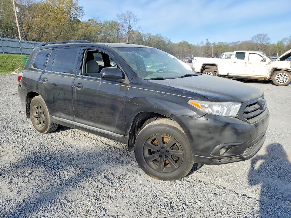 2013 Toyota Highlander VIN 5TDZK3EH2DS136957 COPART salvage auction — FRONT END, Nc - Salvage Certificate Of Title, sold $5,100 on 2026-07-08 (photo 4)